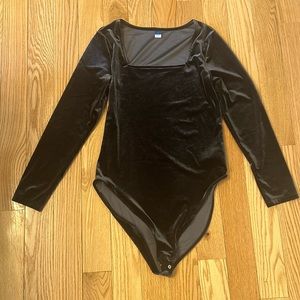 Old Navy Dark Grey Velvet square neck bodysuit Sz L